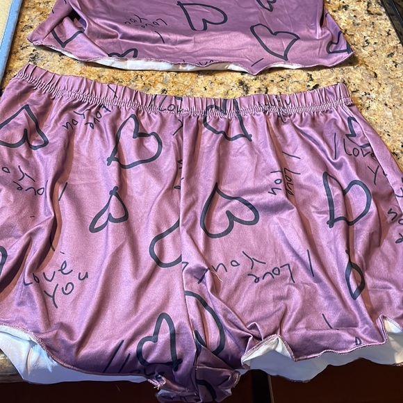 Short Set PJ’s - Picture 2 of 3